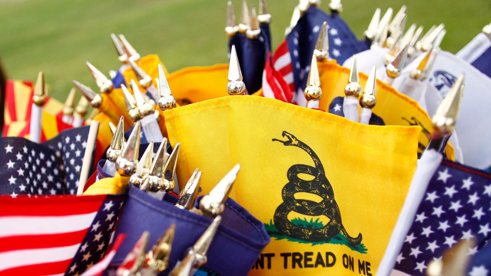 articles/2014/08/06/primary-target-pat-roberts-pulls-off-a-win-over-tea-partier-milton-wolf/140805-jacobs-tea-party-tease_vc1qb8