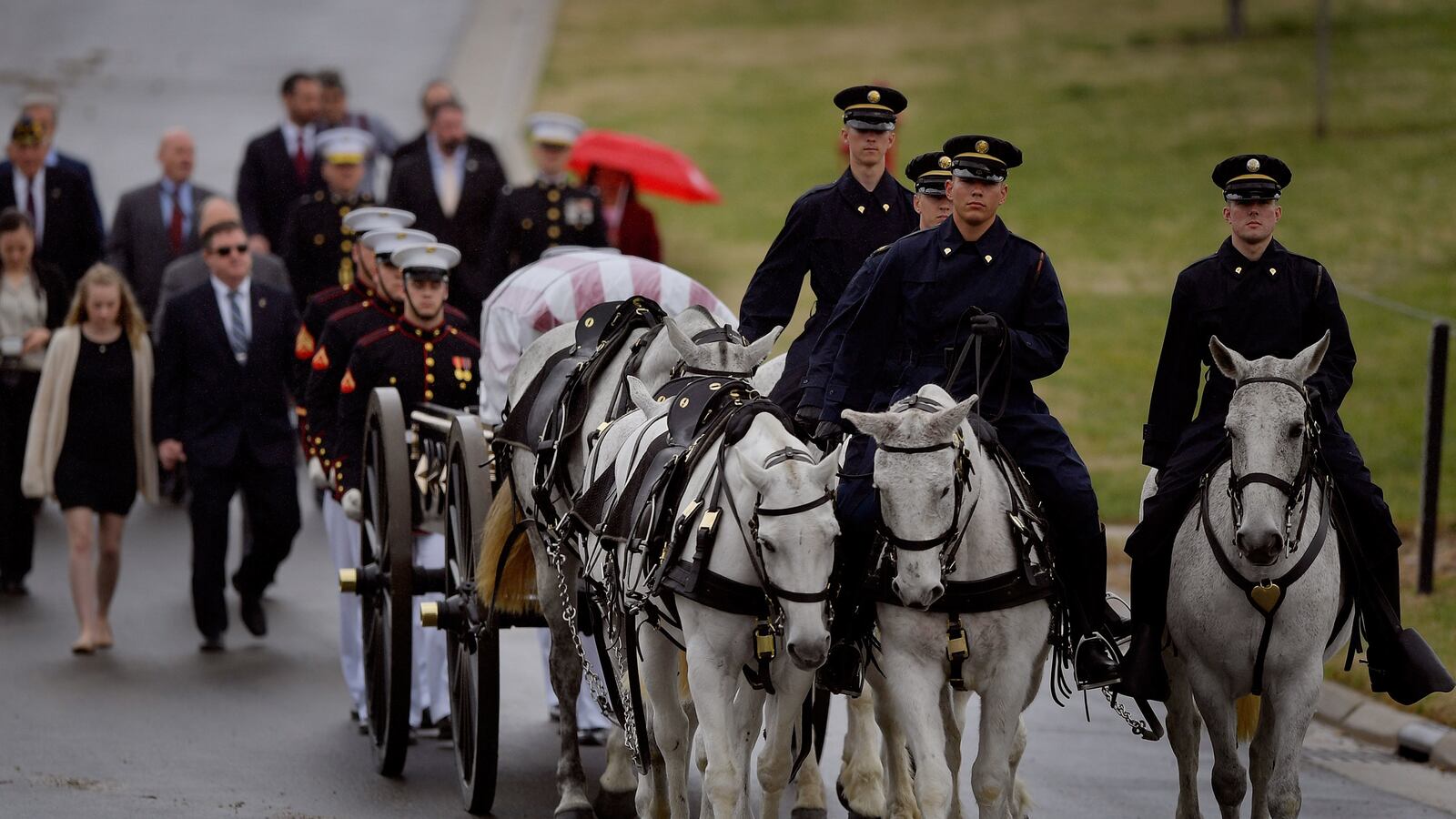 articles/2017/03/30/a-marine-gone-but-not-forgotten-laid-to-rest-after-74-years/170330-barnicle-harry-tye-tease_z9ng3h