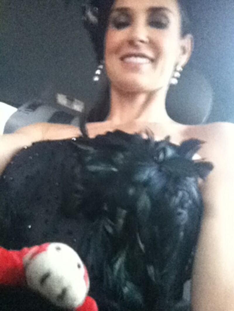 galleries/2011/05/04/celebrity-twit-pics-5-8/twitpi58---moore_cy2b9p