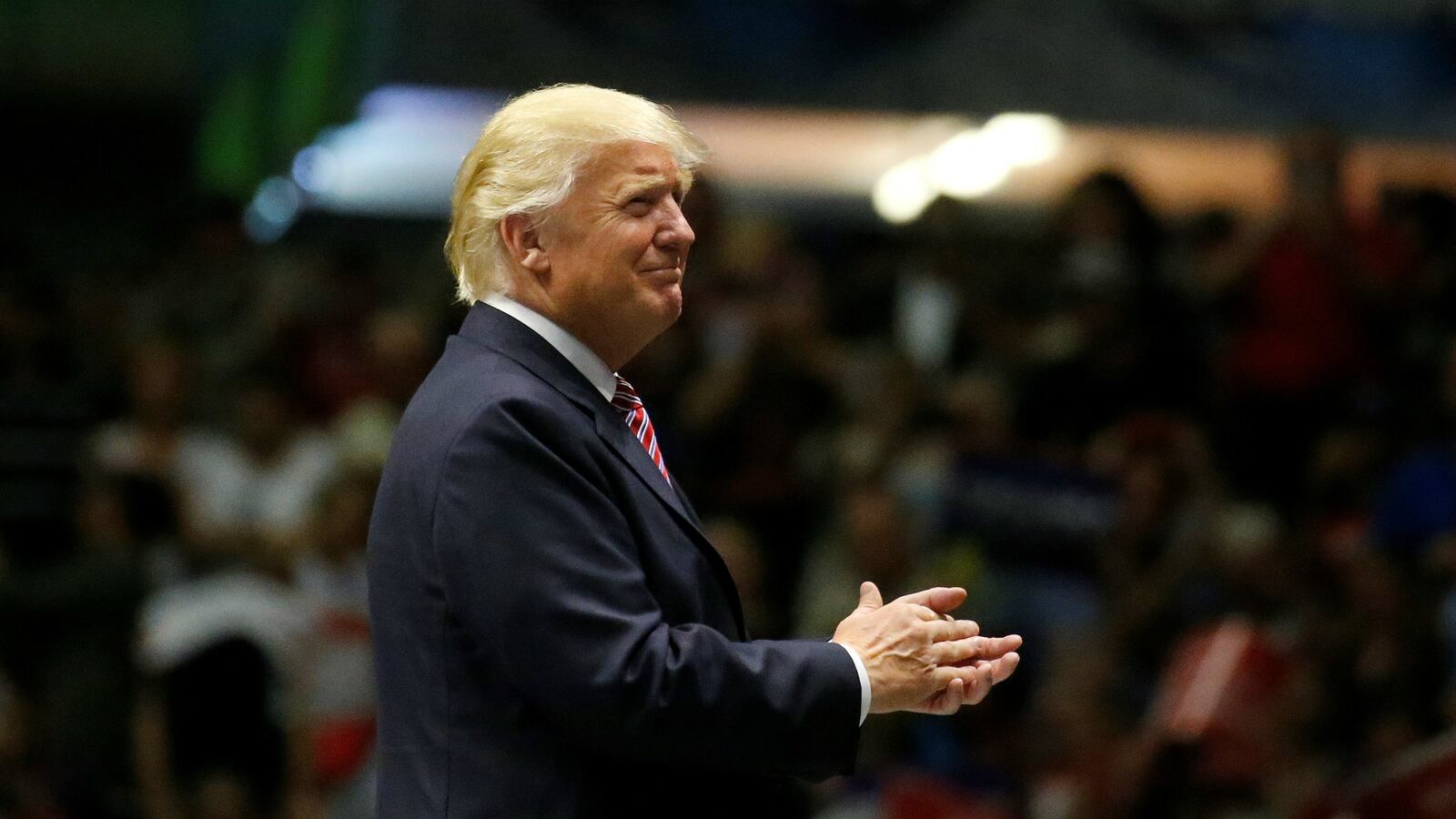 cheats/2016/08/25/trump-wants-no-pathway-to-citizenship/160824-trump-nuzzi-cheat_njg7rx