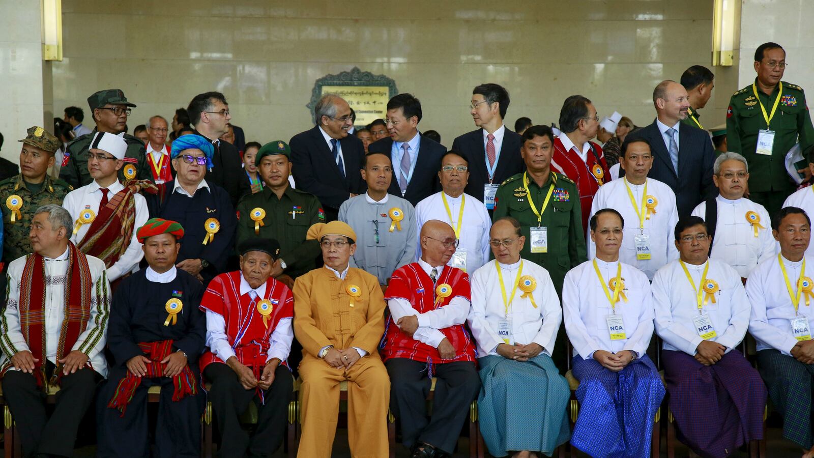 cheats/2015/10/15/myanmar-8-ethnic-groups-sign-ceasefire/151015-myanmar-ceasefire-cheat_rnotuq