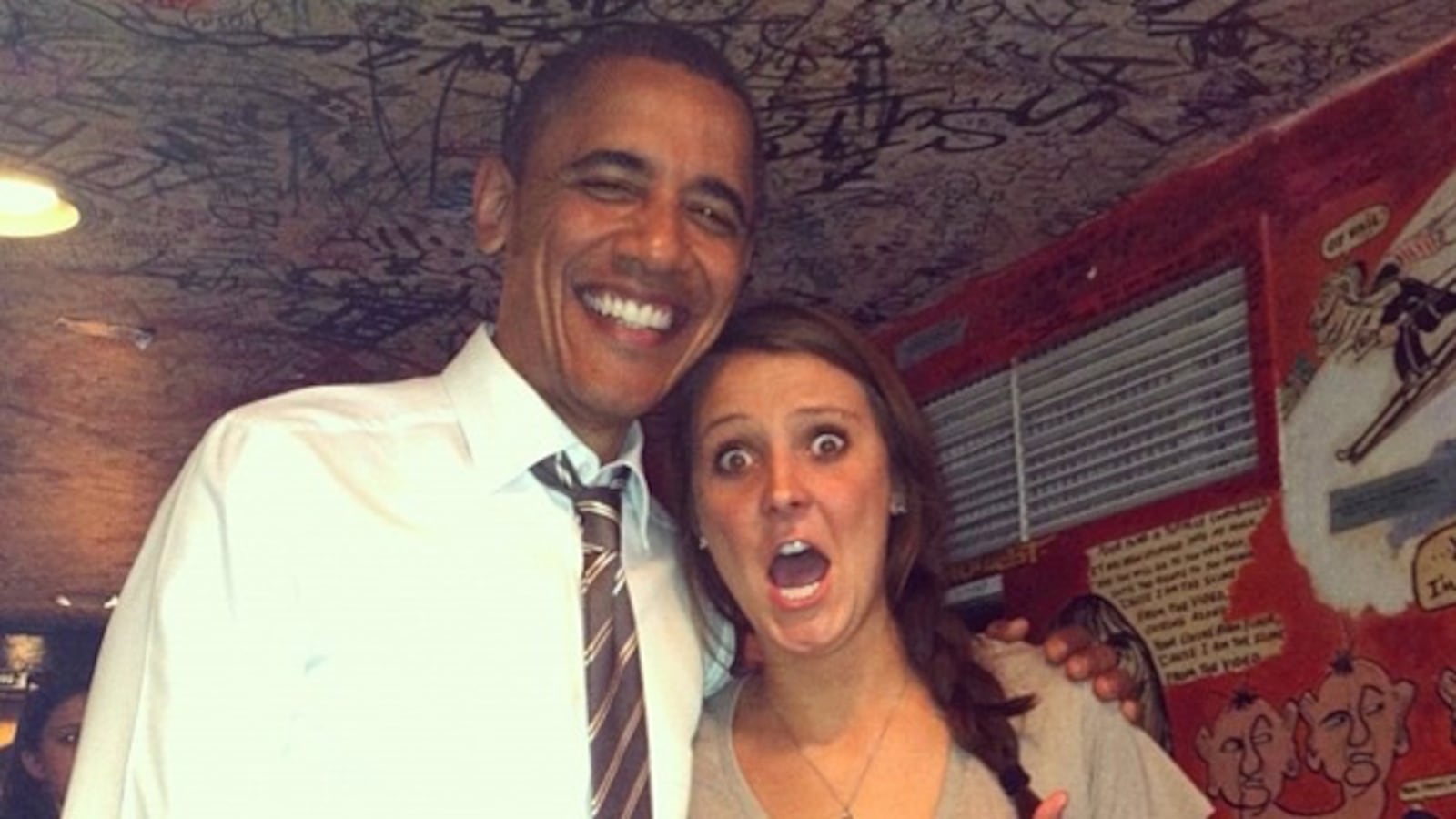 articles/2012/04/25/madalyn-starkey-dive-bar-girl-on-her-obama-photo-that-went-viral/that-girl-with-obama-tease_btwcqq