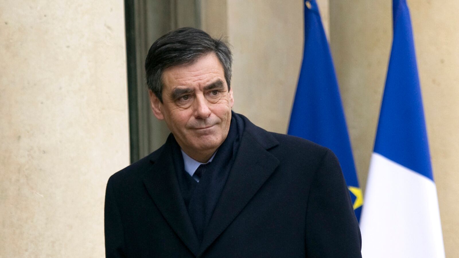 cheats/2012/02/22/mademoiselle-dropped-on-french-docs/france-mademoiselle-prime-minister-francois-fillon-cheat_wwwoh5