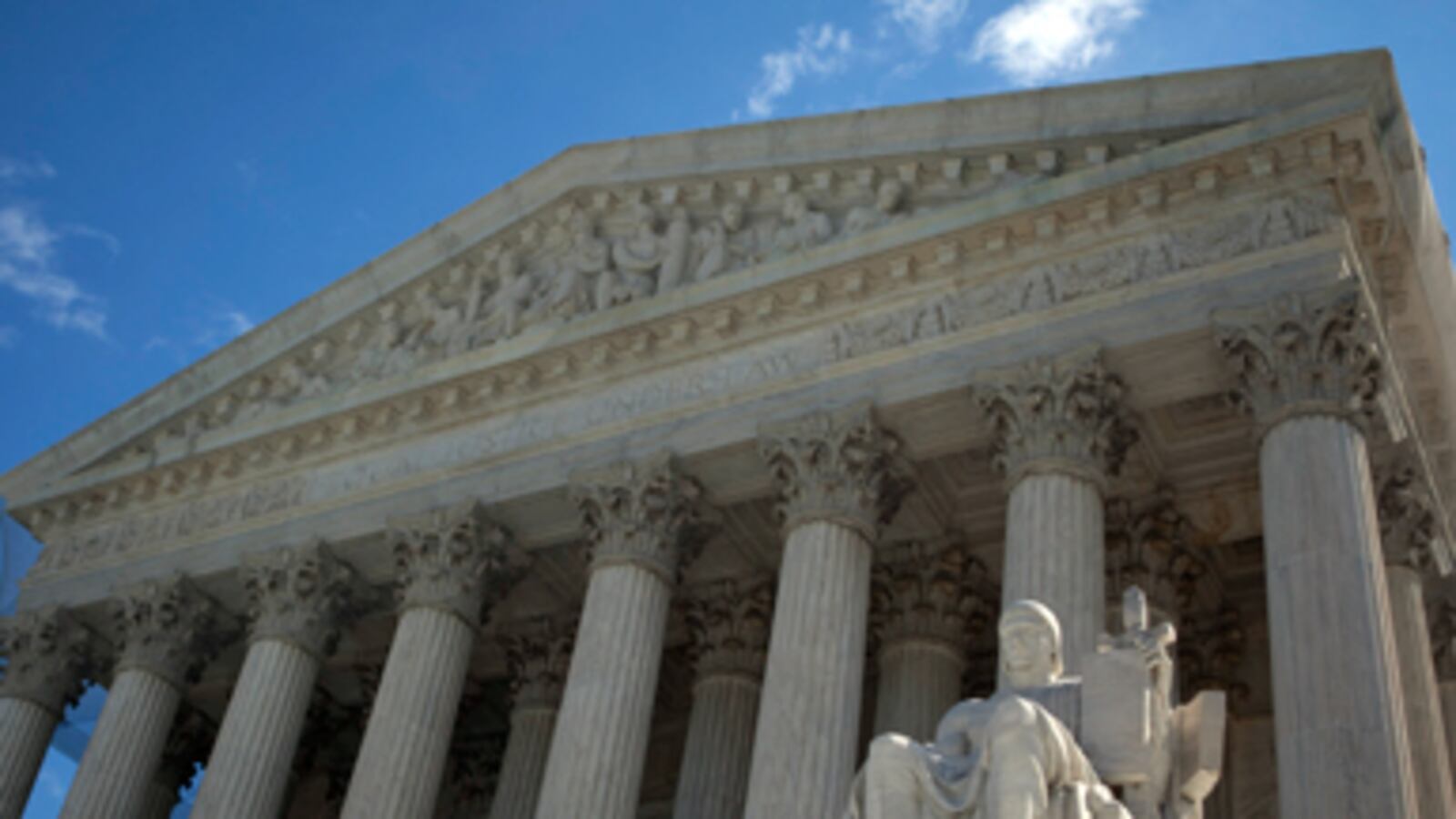 cheats/2011/05/26/supreme-court-back-az-immigration-law/supreme-court-arizona_ccugem