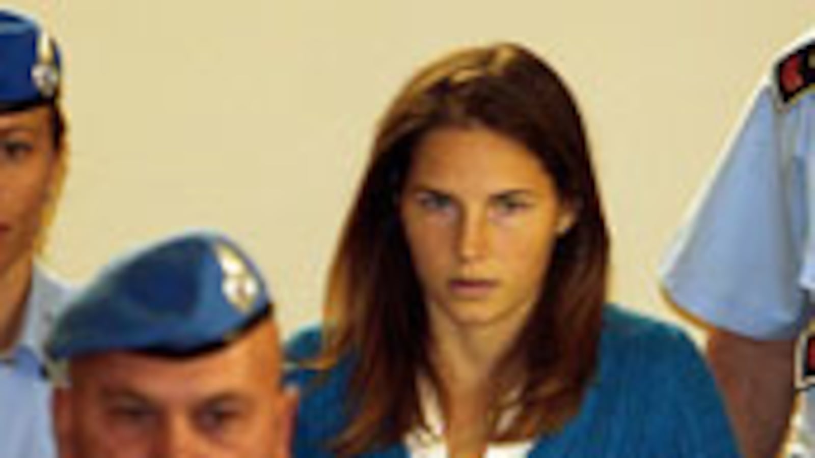 articles/2009/02/18/sex-and-murder-in-italy/nadeau-amanda-knox_14342_zomvcd