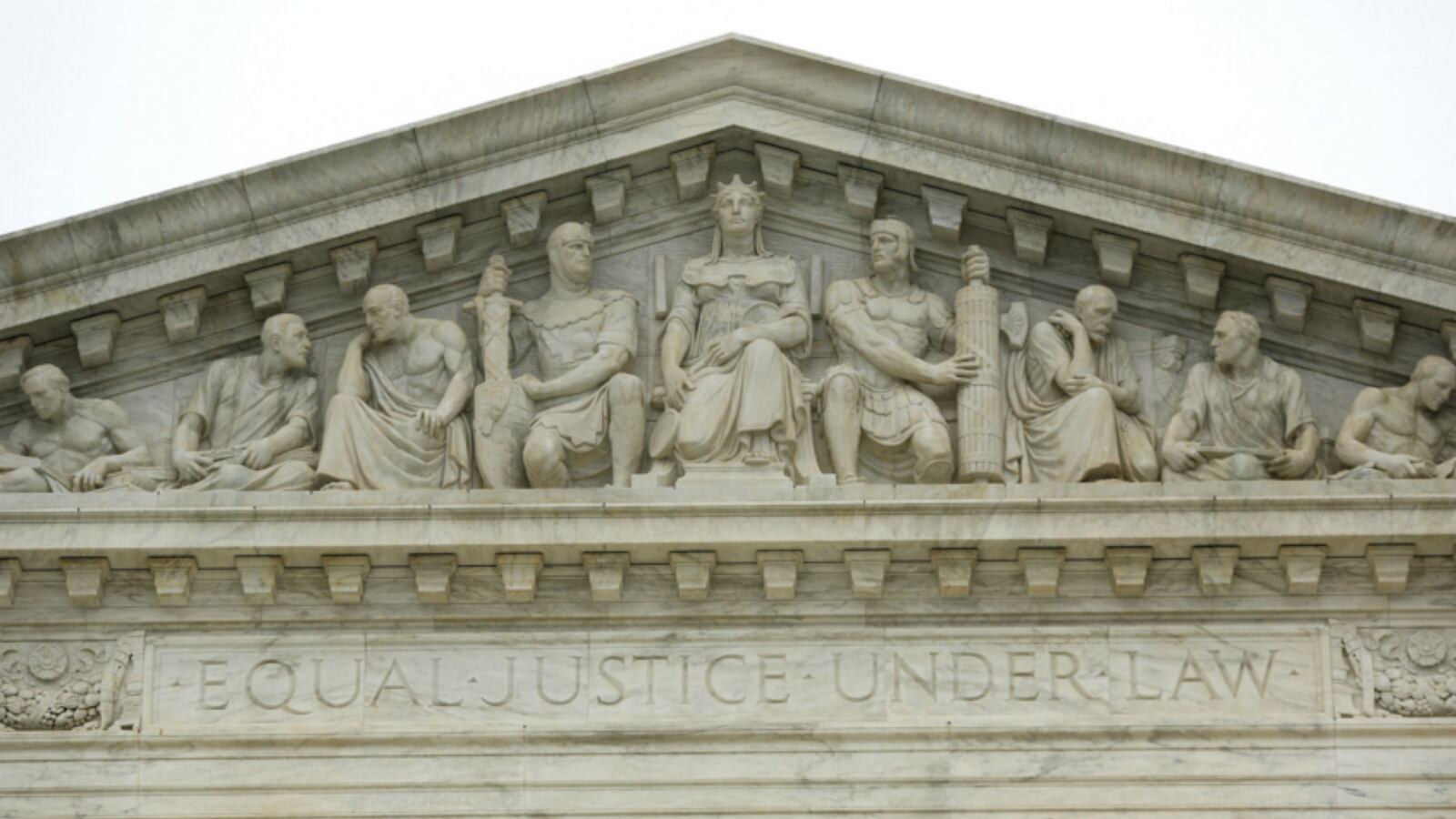 cheats/2016/03/07/scotus-overturns-ruling-on-lgbt-adoption/160307-cheat-scotus_i51dfx