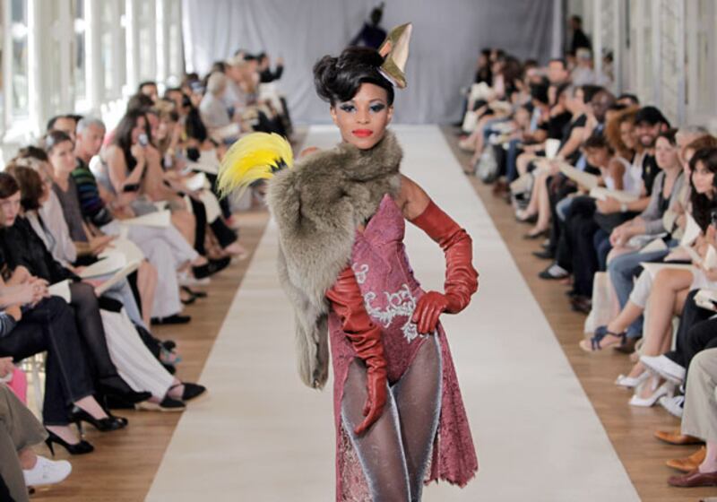 galleries/2009/07/08/bondage-chic/haute-couture-14_rutjnv