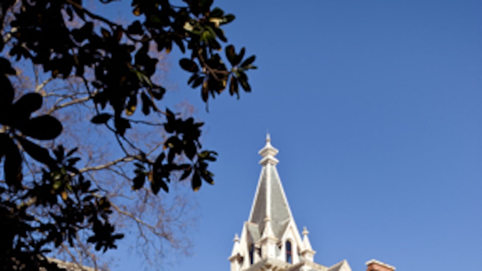 galleries/2010/09/12/the-sec-s-most-dangerous-colleges/hottest-schools---vanderbilt-university_da9myu