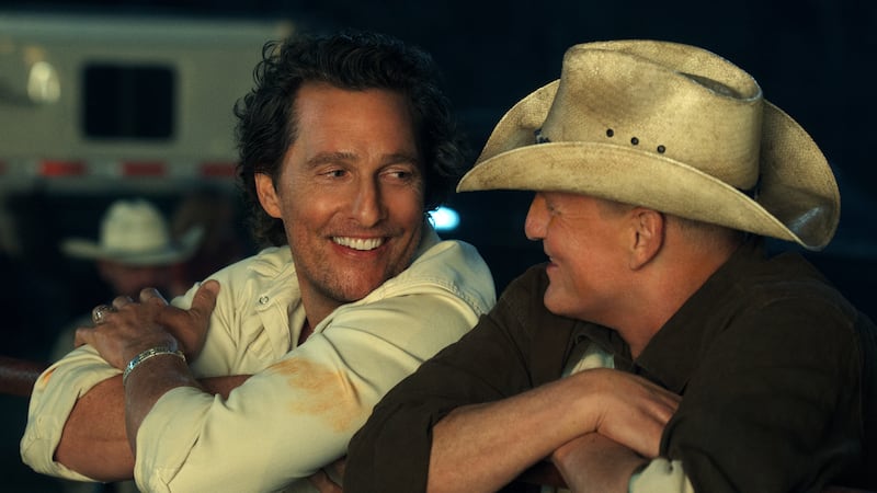 Matthew McConaughey and Woody Harrelson in Brothers