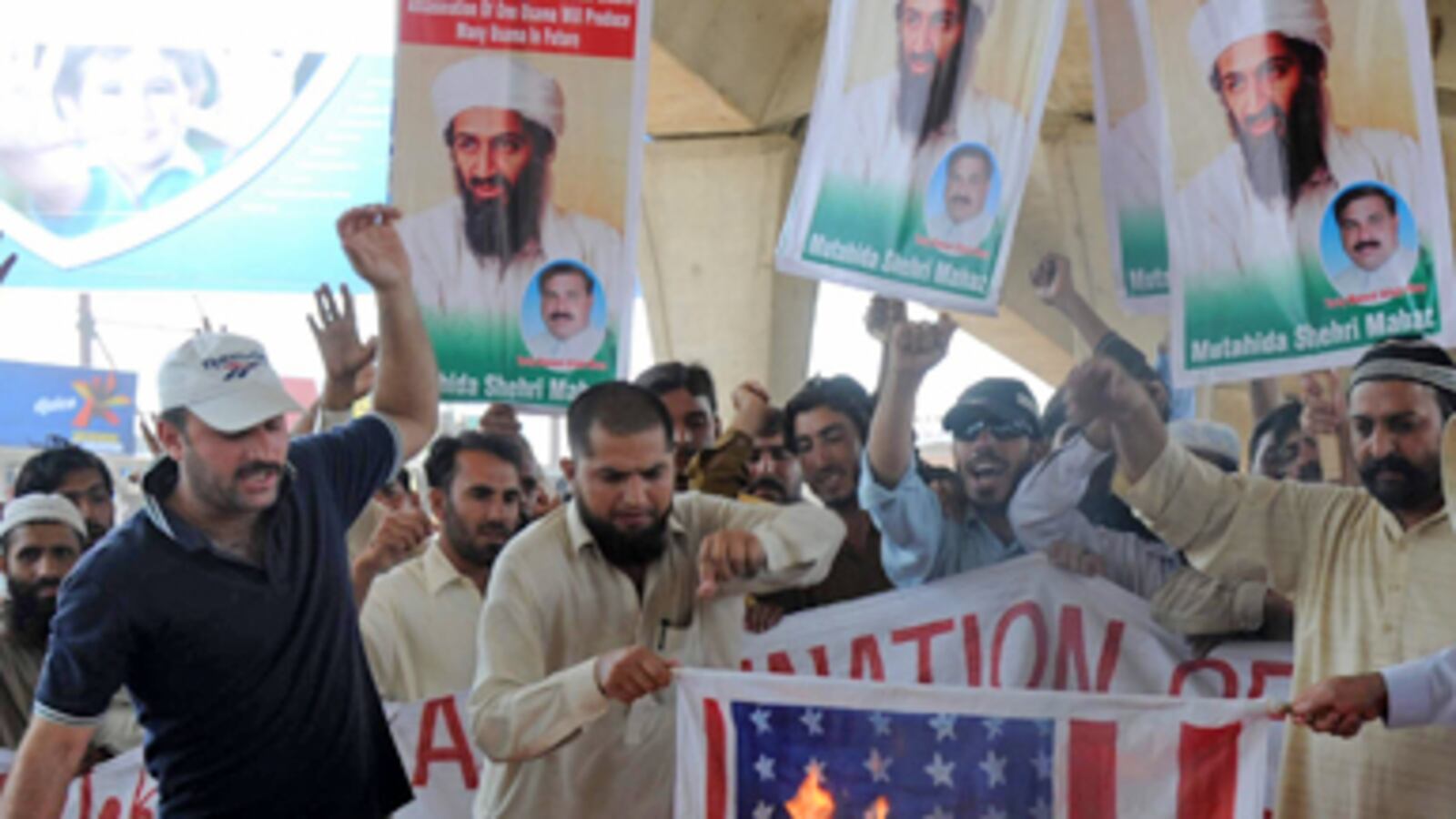 cheats/2011/05/09/us-pakistan-leaked-cia-names/pakistan-obl-riots_bdak8x