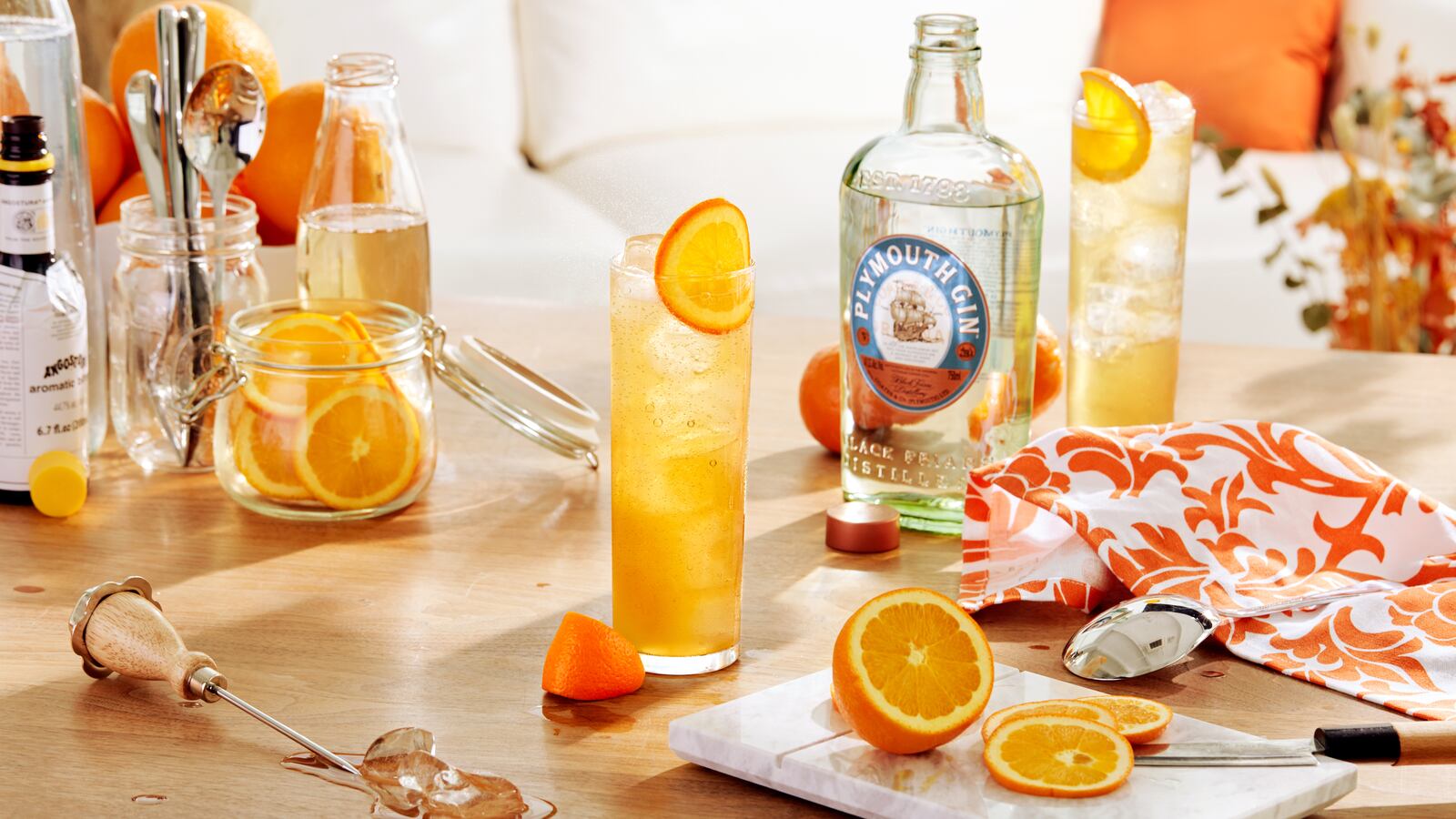 Orange_Buck_-_Clear_nqd4q0