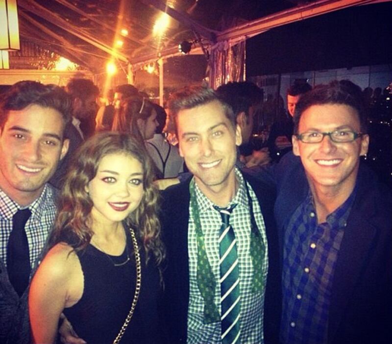 galleries/2012/11/25/one-direction-neil-patrick-harris-more-stars-twitter-pictures-photos/twitpics-121121-hyland_gyqjep