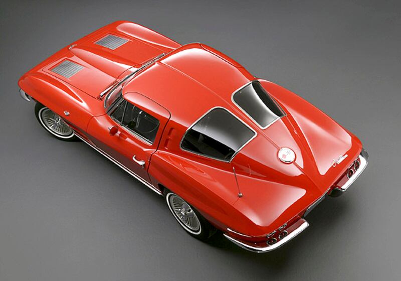 galleries/2011/10/30/chevy-celebrates-100-years-of-style-and-innovation-photos/chevrolet-history-1963-corvette_jdzdfg