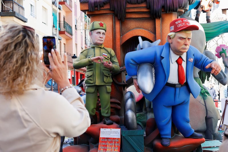 Donald Trump Fallas float ninot Valencia Spain