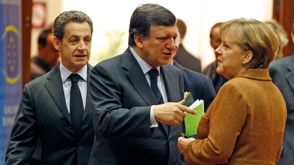 cheats/2012/03/02/e-u-signs-fiscal-treaty/european-union-signs-fiscal-treaty-cheat_xe4llb