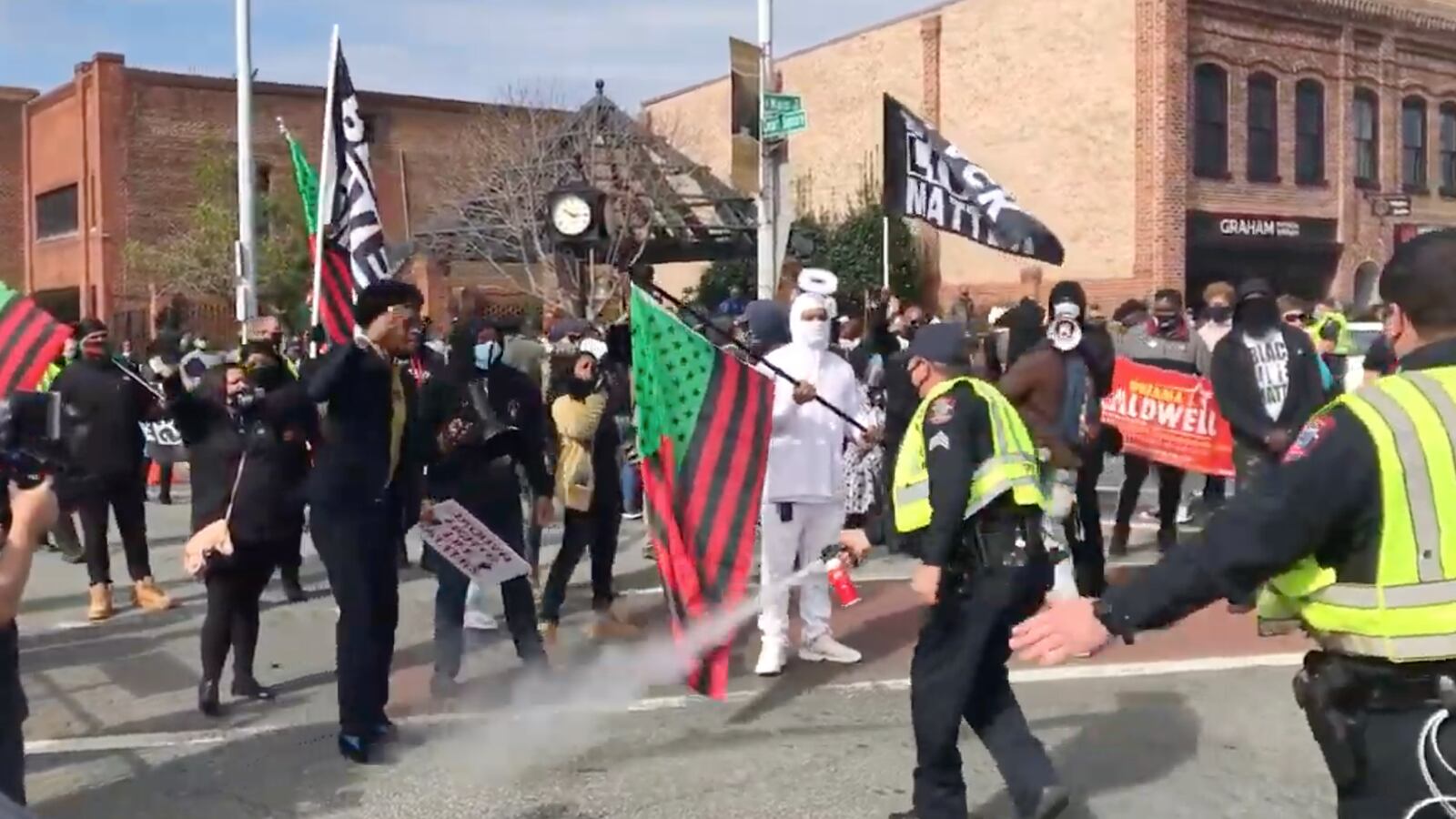 Screen_Shot_2020-10-31_at_5.18.08_PM_cqsoxi