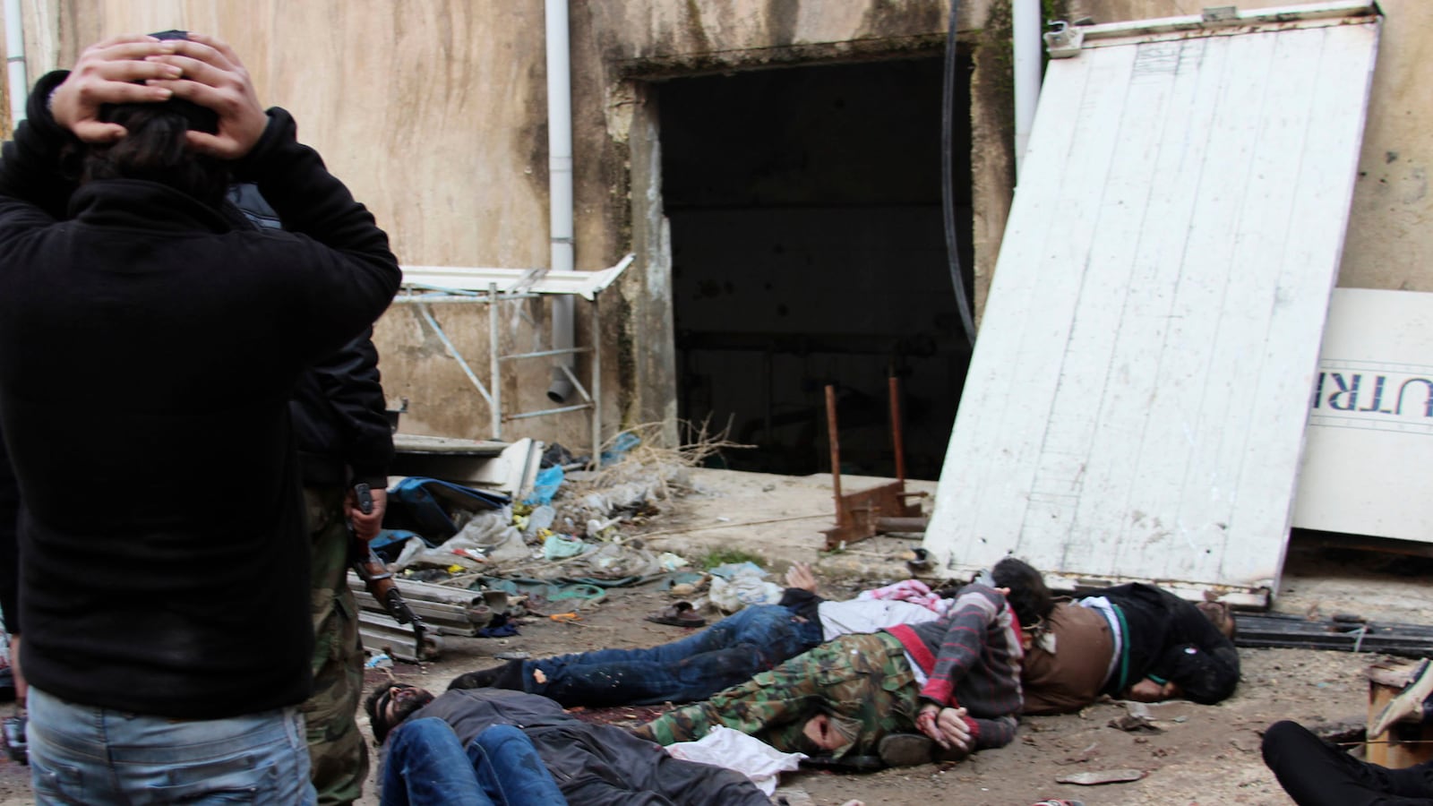 cheats/2014/07/26/10-000-anti-assad-activist-bodies-found/140726-syria-bodies-cheat_jdbana