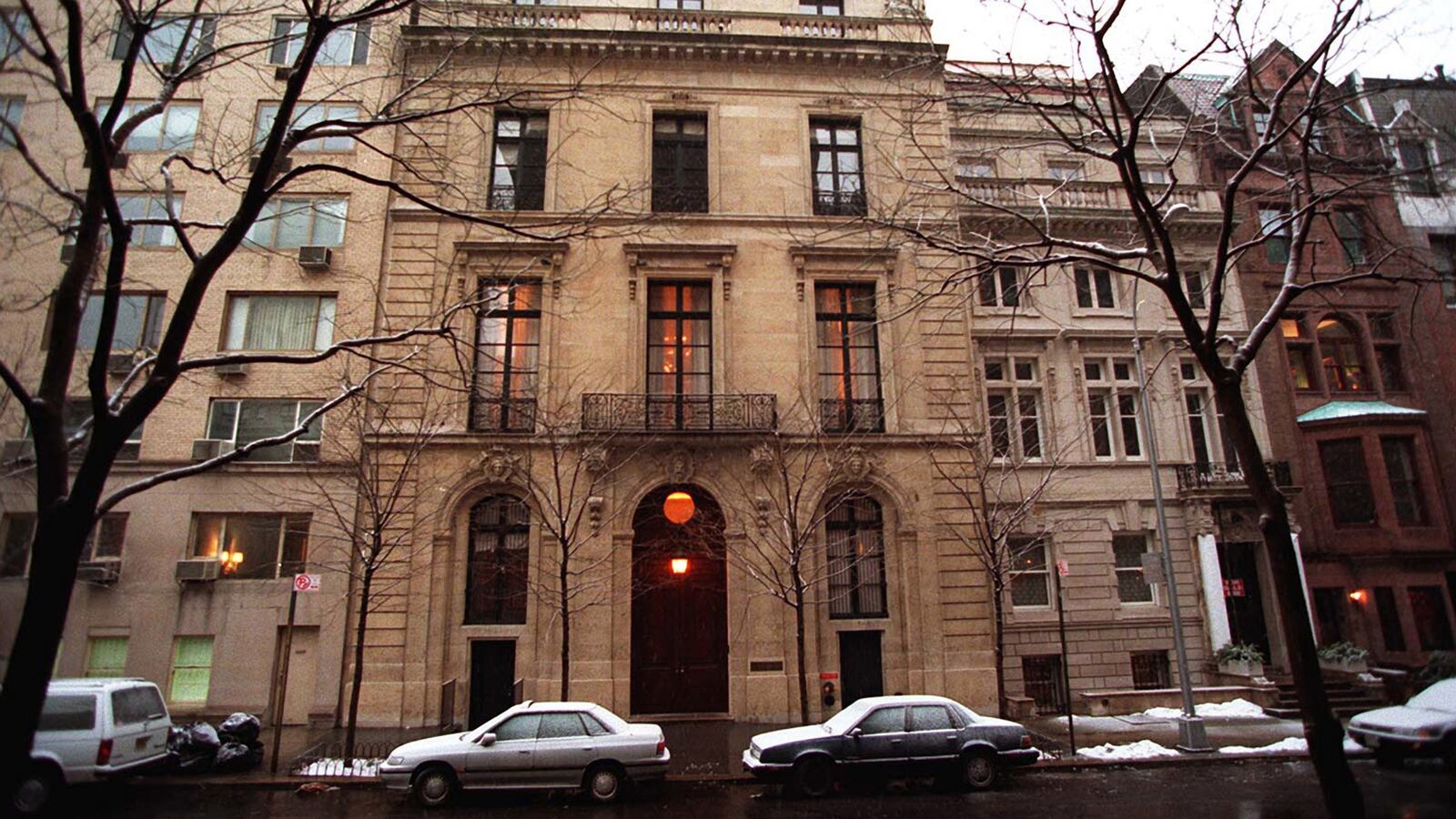 190708-connor-epsteins-home-tease_ig23fo