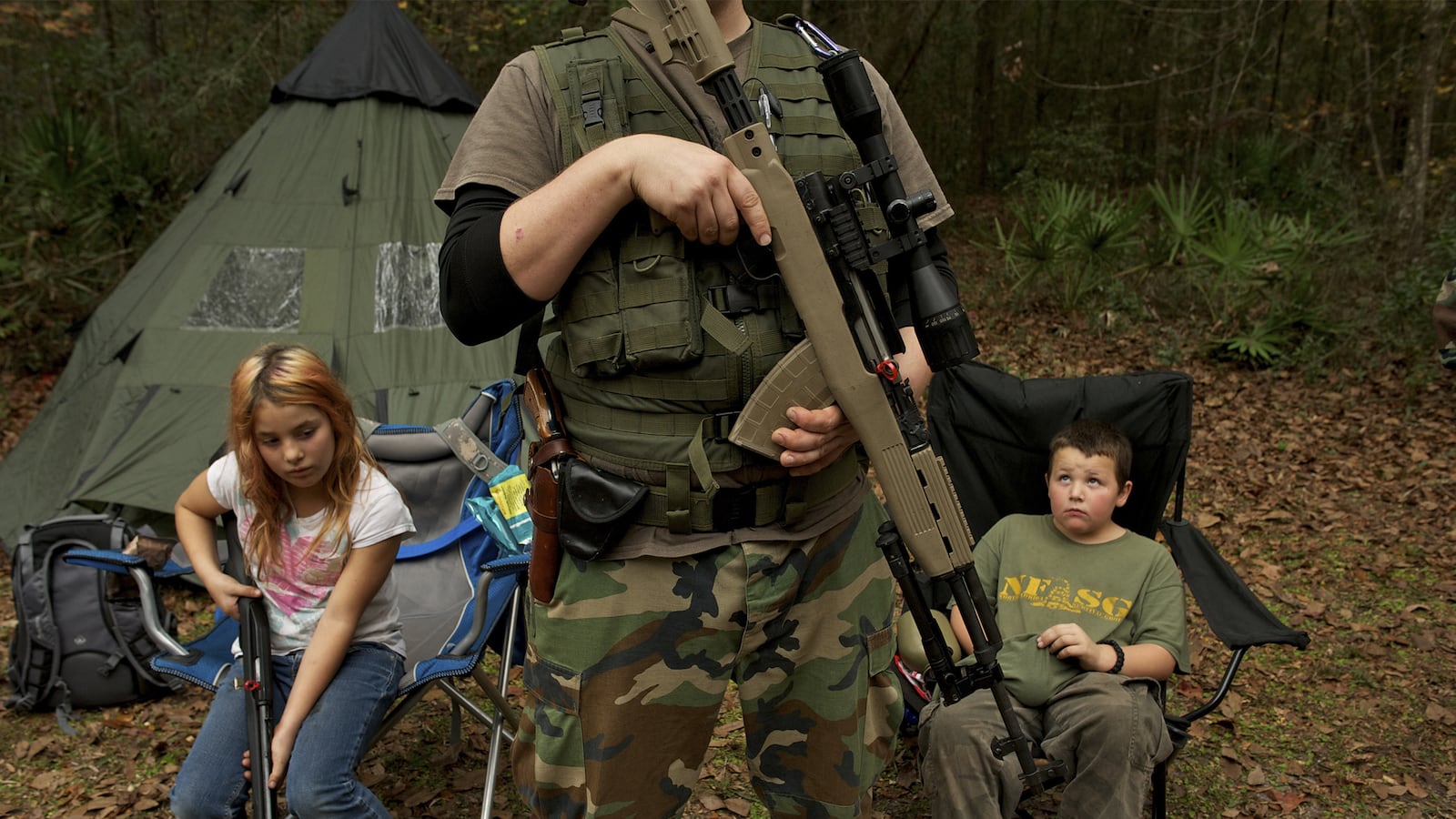 articles/2016/01/06/hey-nra-and-republican-stoolies-obama-s-not-the-tyrant-here/160105-schecter-nra-militia-tease_hxprrx