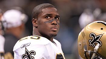 cheats/2010/09/14/reggie-bush-to-forfeit-heisman/reggie-bush_utf13b