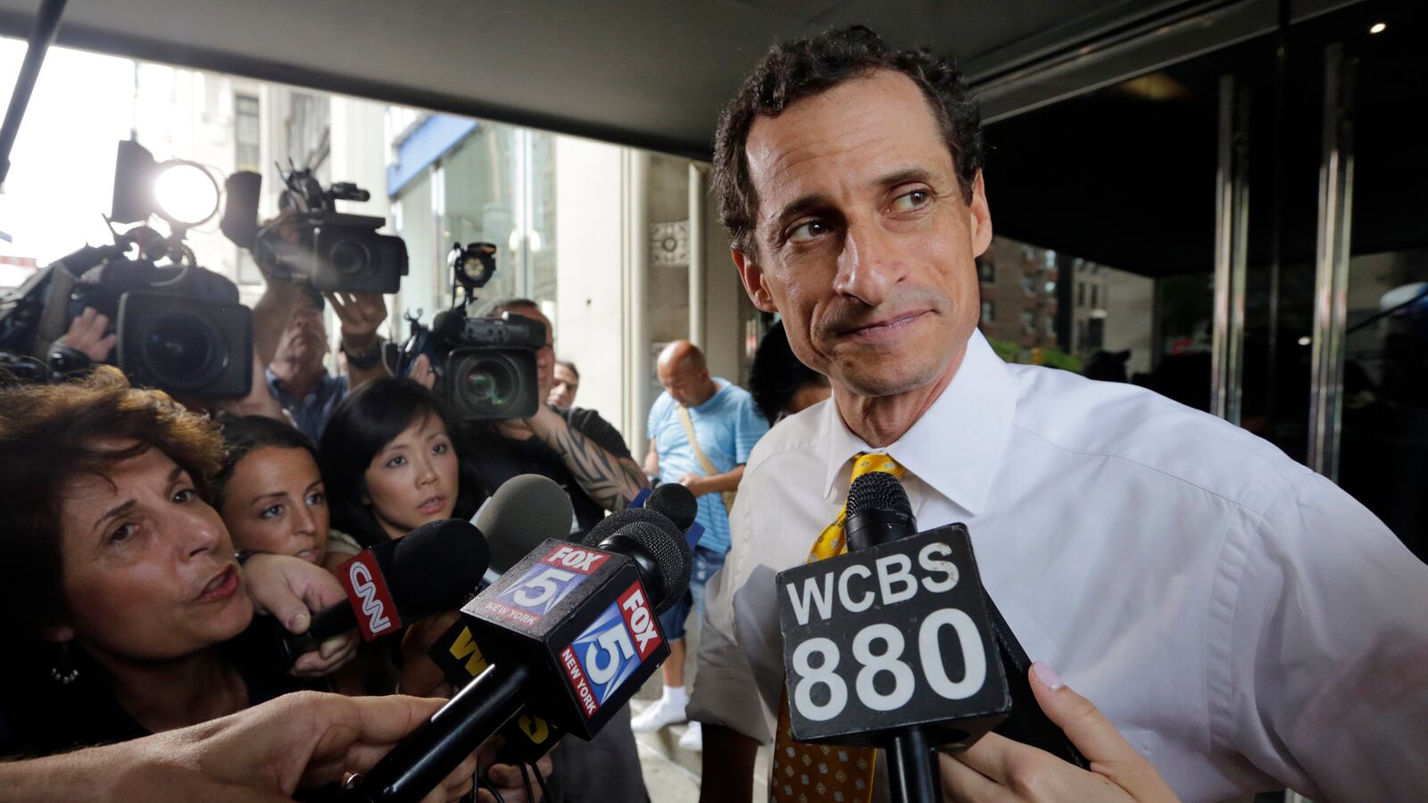 cheats/2013/07/25/nyc-poll-weiner-still-leads/250713-Weiner-cheat_eyy6sh