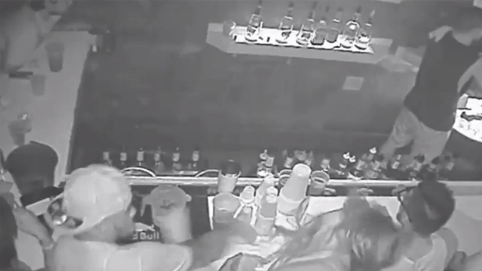 cheats/2015/07/06/florida-state-qb-punches-woman/150706-fsu-qb-cheat_rw0mti