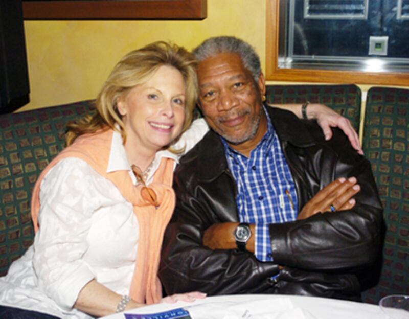 articles/2010/11/16/ronni-chasen-hollywood-publicist-64-shot-and-killed/laporte-ronni-chasen_141658_zjm3m9