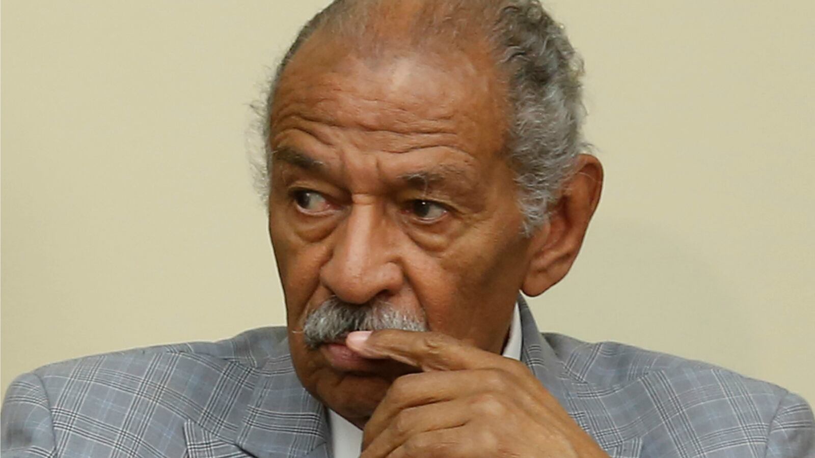 171127-conyers-former-staffer-accusations-cheat_r8abrl