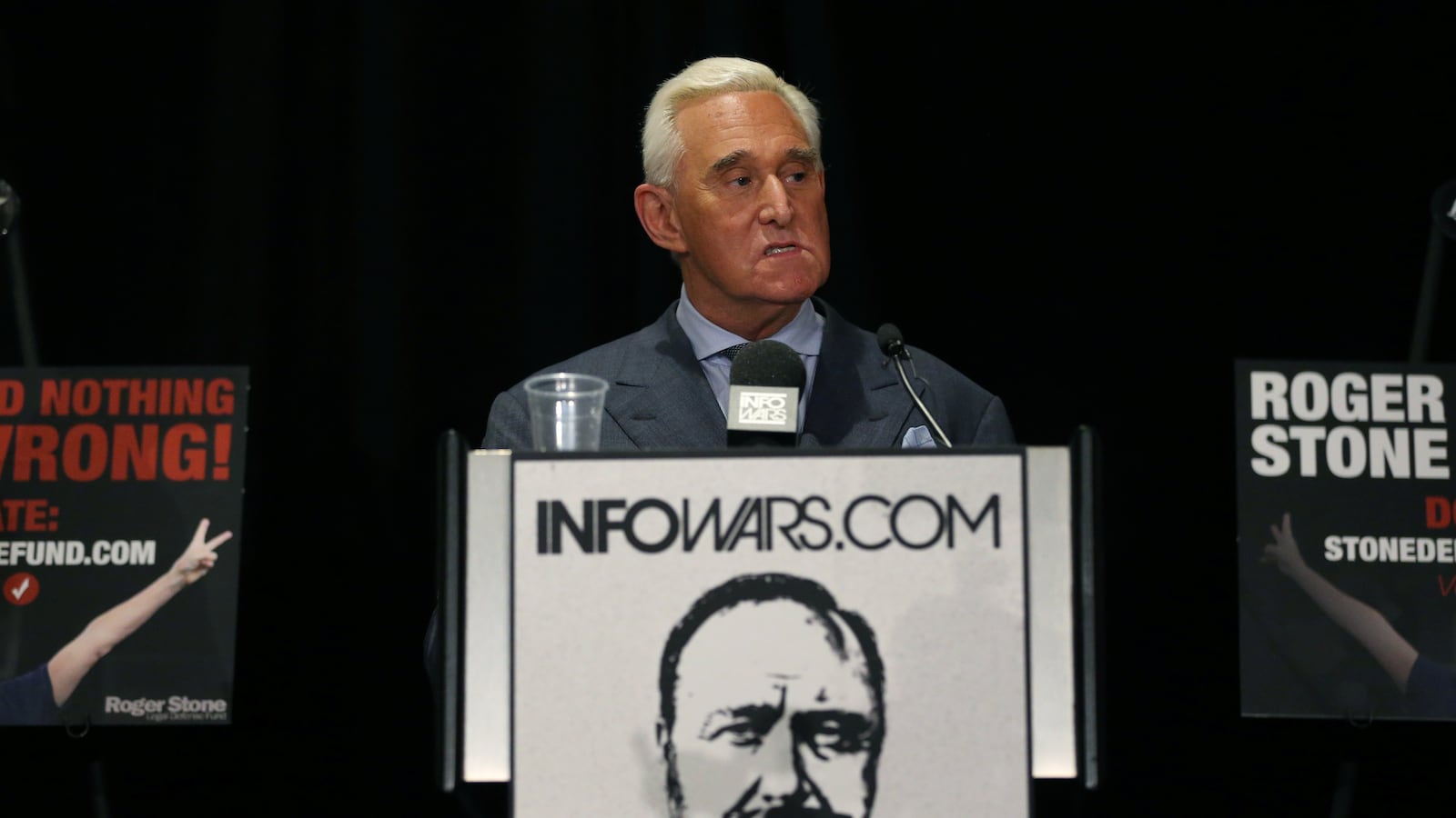 2019-01-31T221031Z_1745909509_RC12AD026080_RTRMADP_3_USA-TRUMP-RUSSIA-STONE_lr25sk