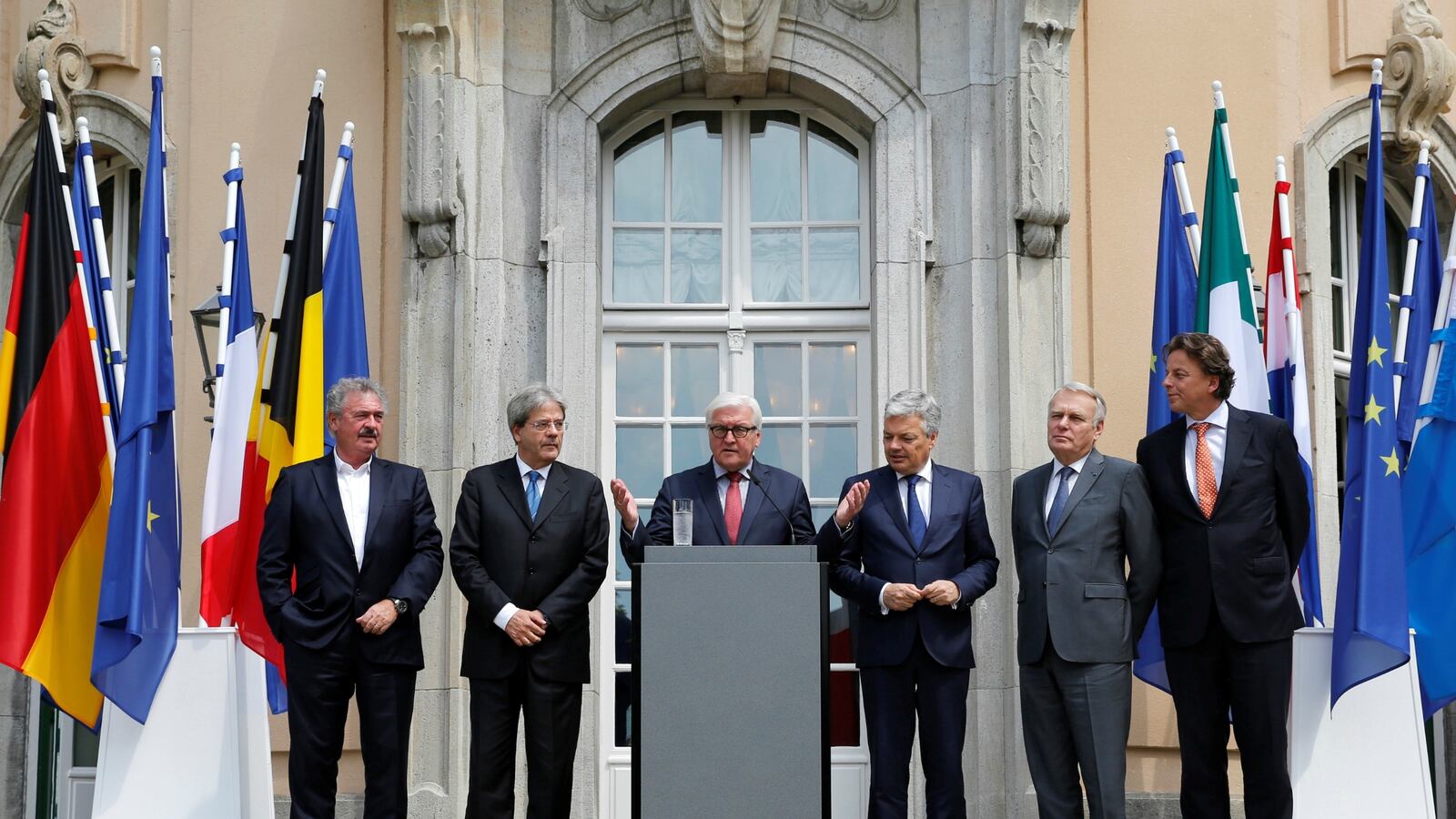 cheats/2016/06/25/eu-foreign-ministers-urge-speedy-uk-exit/160625-eu-ministers-cheat_eoxawl