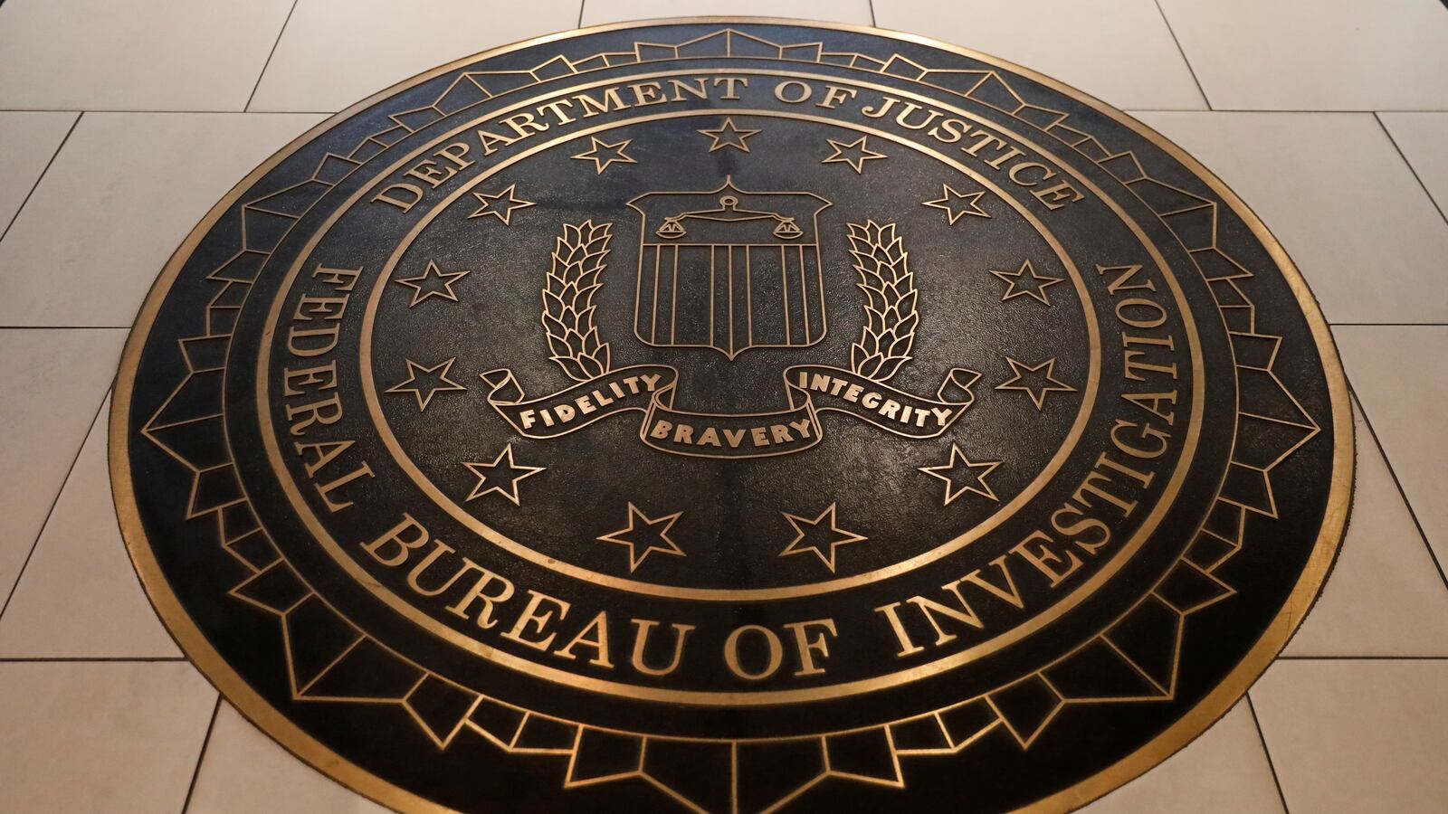 2018-06-14T222755Z_1201885071_RC164C258FB0_RTRMADP_3_USA-CONGRESS-FBI_cniiz7