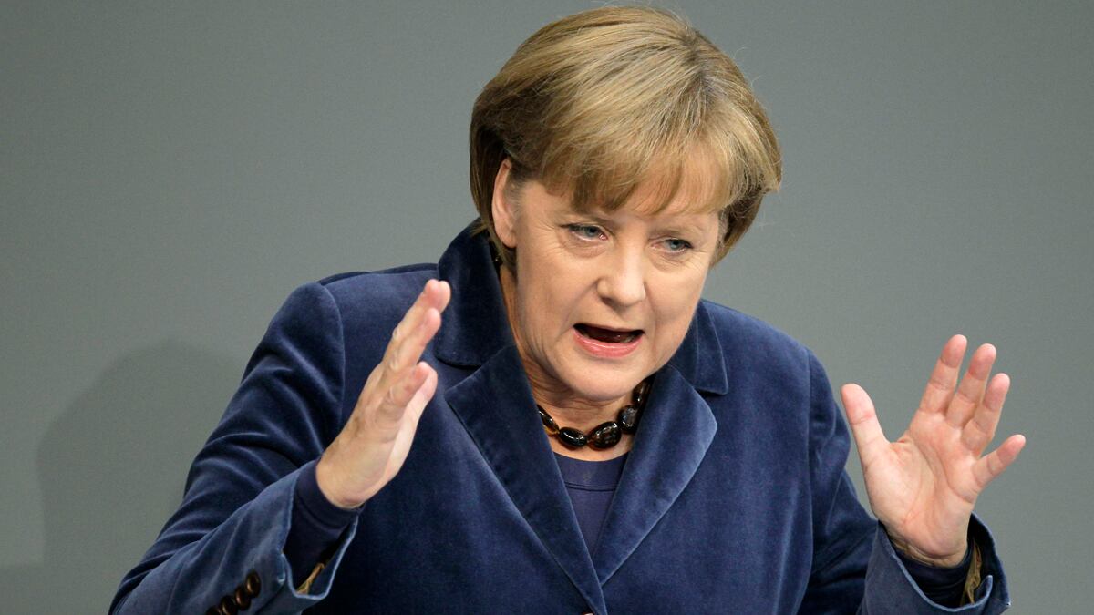 cheats/2011/10/26/merkel-expand-bailout-fund/angela-merkel-plea-euro-rescue-cheat_dzgoew