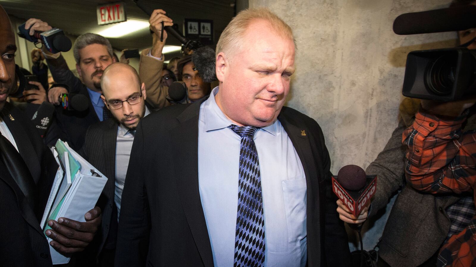 cheats/2014/09/12/rob-ford-withdraws-from-mayoral-race/140912-rob-ford-cheat_jvhdao