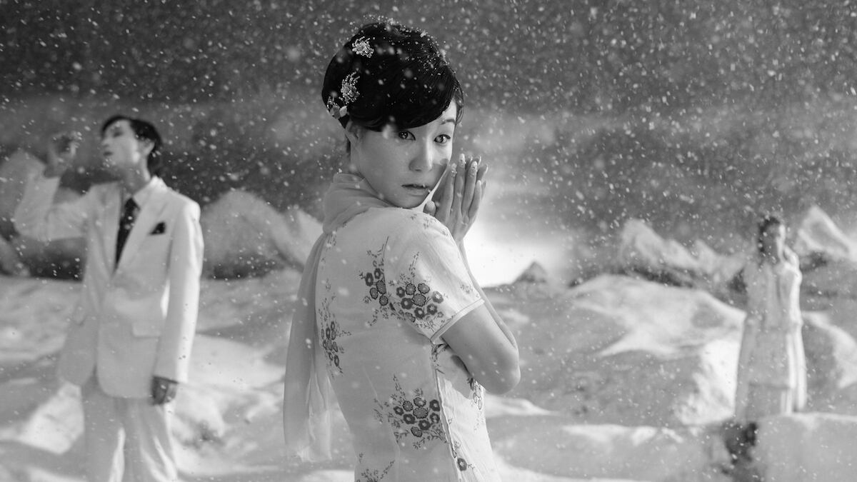 articles/2013/08/30/yang-fudong-at-the-berkeley-art-museum-is-the-daily-pic-by-blake-gopnik/yang-daily-pic_gc3ux8