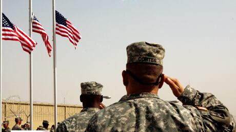 articles/2009/05/11/suicidal-soldiers/reeve-suicidal-soldiers_26388_xenngf