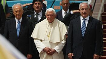 cheats/2009/05/16/the-popes-grand-farewell/pope-benedict-1_kplrzu