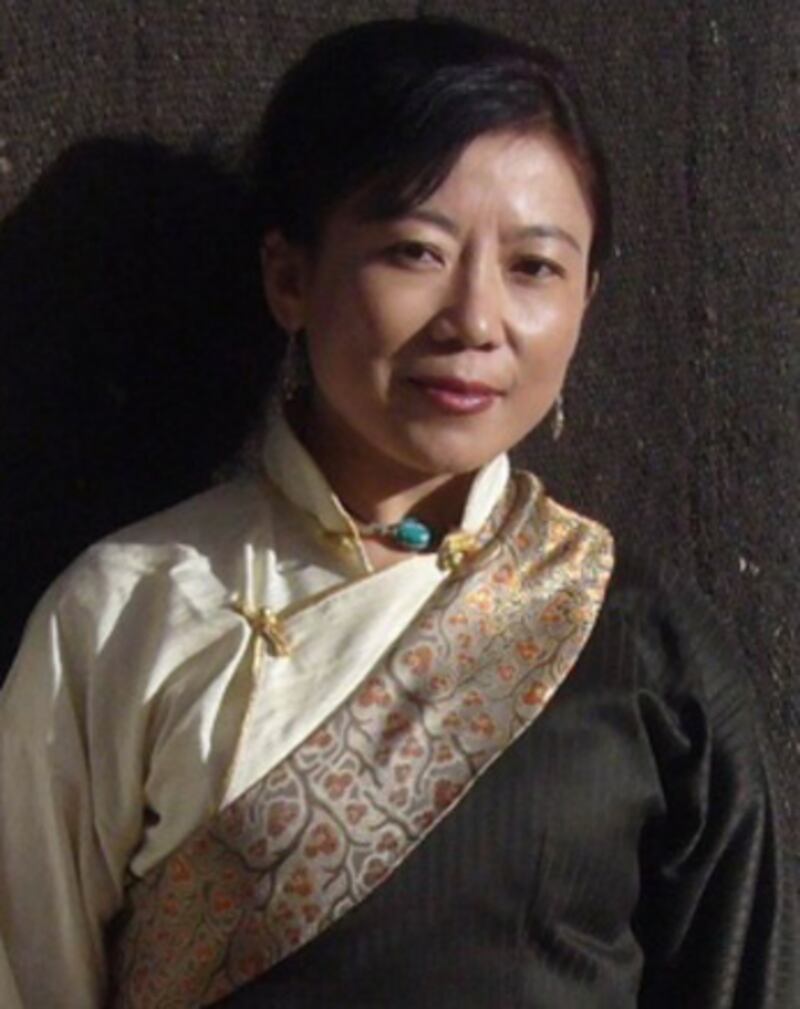 galleries/2010/10/19/courage-awards/courage-awards---tsering-woeser_qby06l