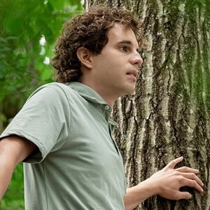 210913-fallon-dear-evan-hansen-tease_cgsxbv