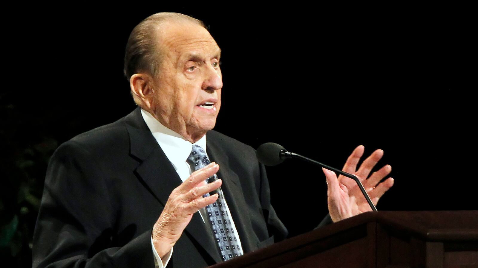 cheats/2014/02/05/british-court-summons-head-mormon/140205-mormon-church-cheat_tj3hzw