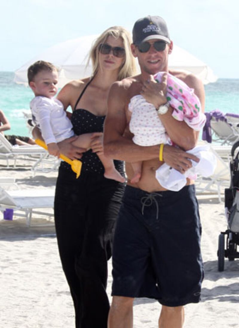 galleries/2010/12/28/stars-on-holiday/stars-on-holiday---armstrong_j15lzs