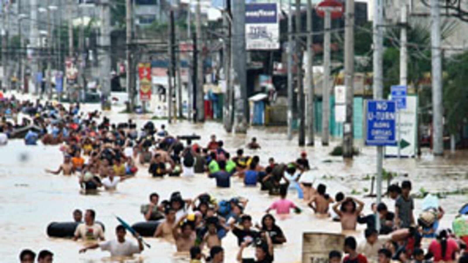 cheats/2009/09/27/death-toll-rises-in-philippines-typhoon/philippines-flooding_nfxxsb