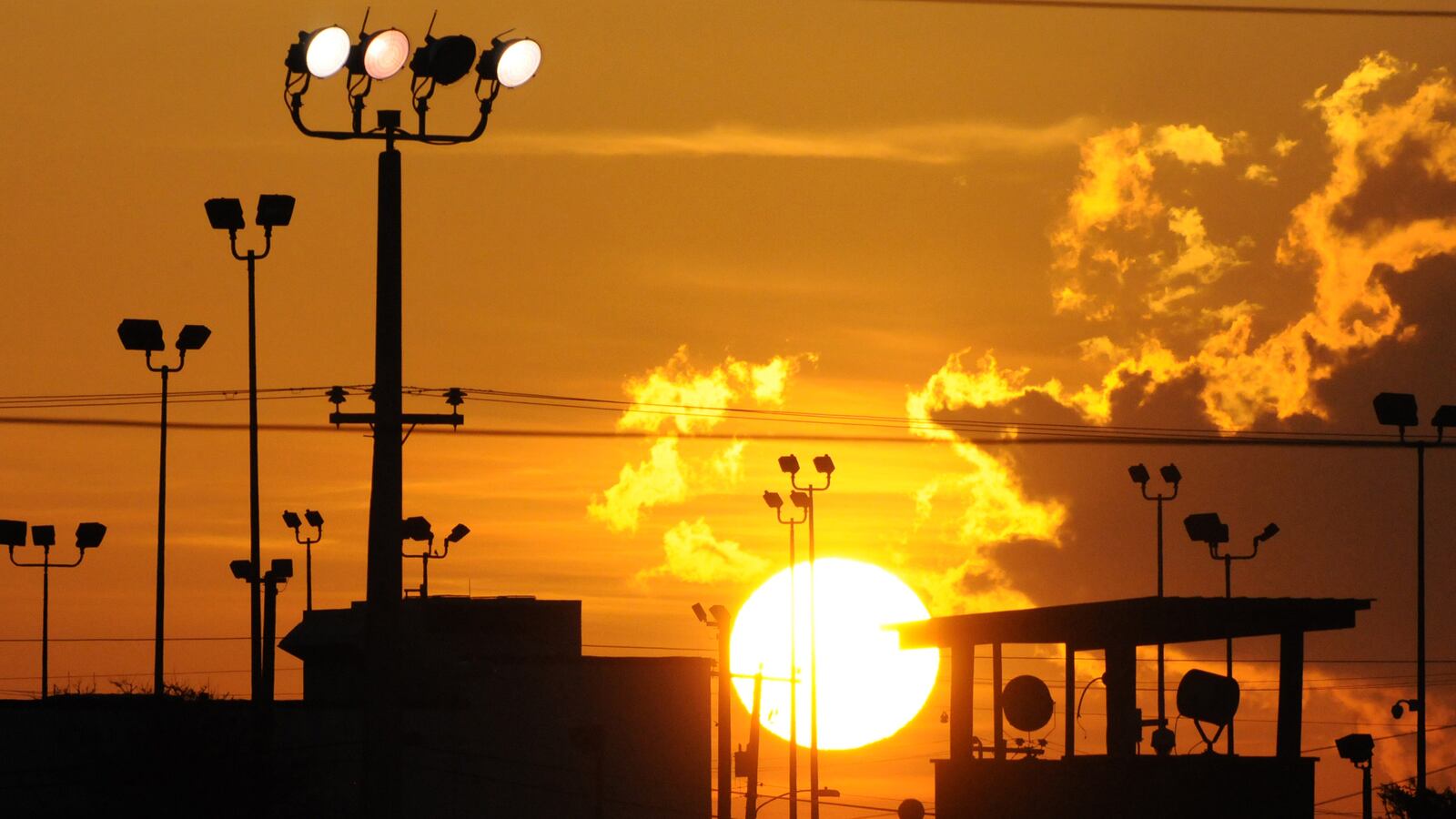 articles/2013/05/03/obama-not-congress-is-the-reason-guantanamo-is-still-open/130502-Jocelyn-Guantanamo-Open-tease_cxhsdh