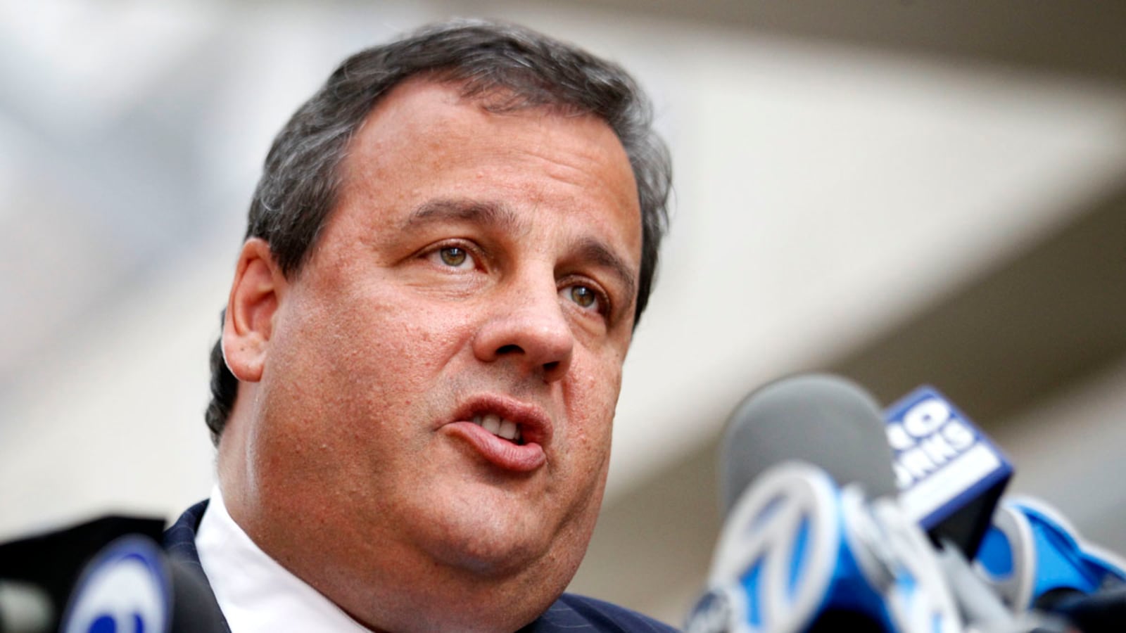 cheats/2011/10/01/christie-team-assessing-campaign-report/chris-christie-cheat_gjgoab