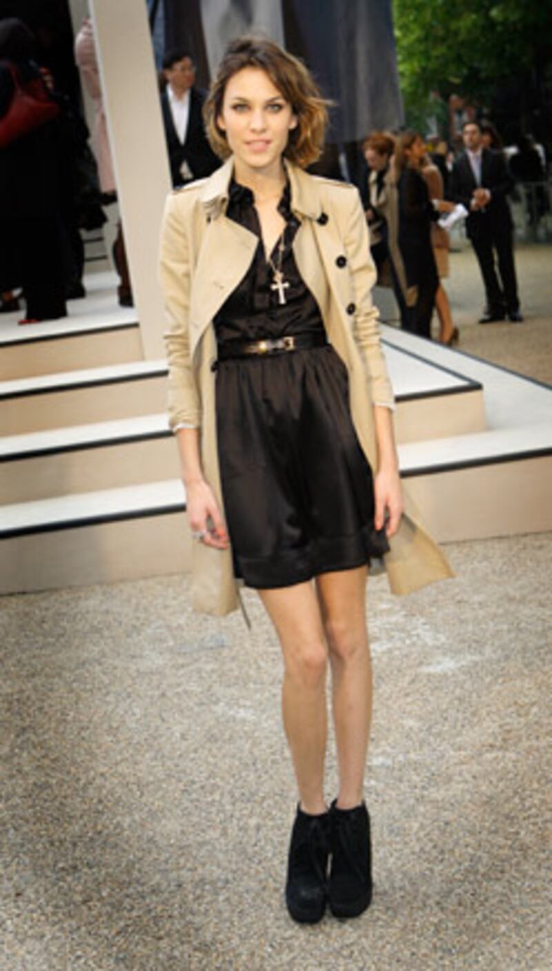 galleries/2009/09/23/london-fashion-week-burberry-arrivals/burberry-5_xedioy