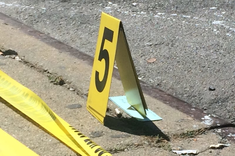 articles/2015/09/08/governor-s-aide-gets-shot-heroes-step-in/150908-daly-cuomo3-embed_wgt3wl