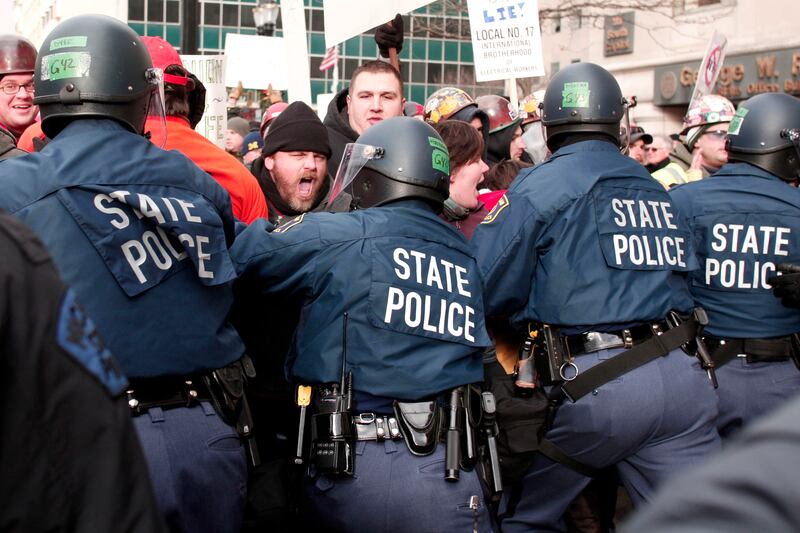 galleries/2012/12/12/labor-protests-in-michigan-scenes-from-the-capitol-photos/12michigan6-2560_axs896