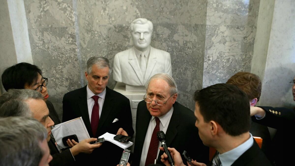 cheats/2013/03/07/carl-levine-won-t-seek-re-election/hagel-cofirmation-delayed-cheat_pl4srq