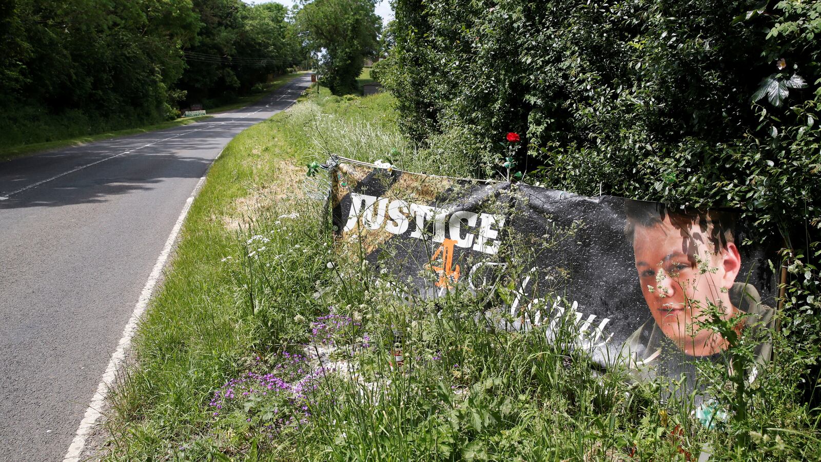 2021-06-11T140013Z_1283255969_RC2CYN9GEPO9_RTRMADP_3_BRITAIN-USA-CRASH_awqr81