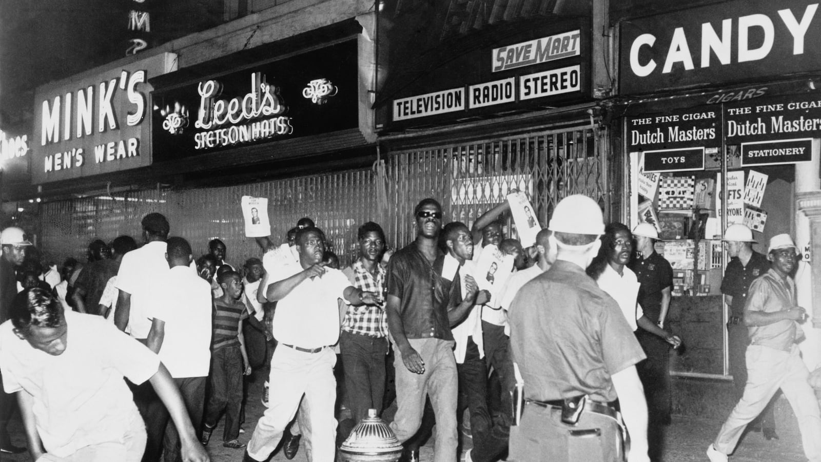 articles/2015/09/14/how-the-black-middle-class-pushed-for-harsher-drug-laws/150913-fortner-drug-laws-tease_dnisj5