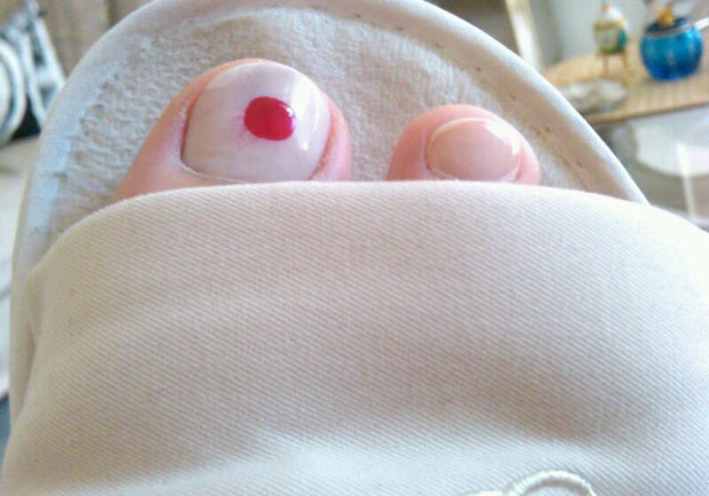 galleries/2010/07/08/celebrity-twit-pics/twitpi711---weir_ffshdq